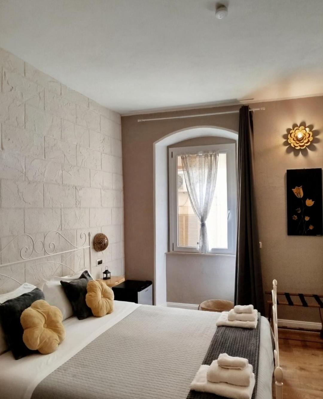 L'Accademia Dei Sogni Hotel ซัสซารี ภายนอก รูปภาพ